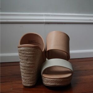 Elegant Tan Wedge Sandals
